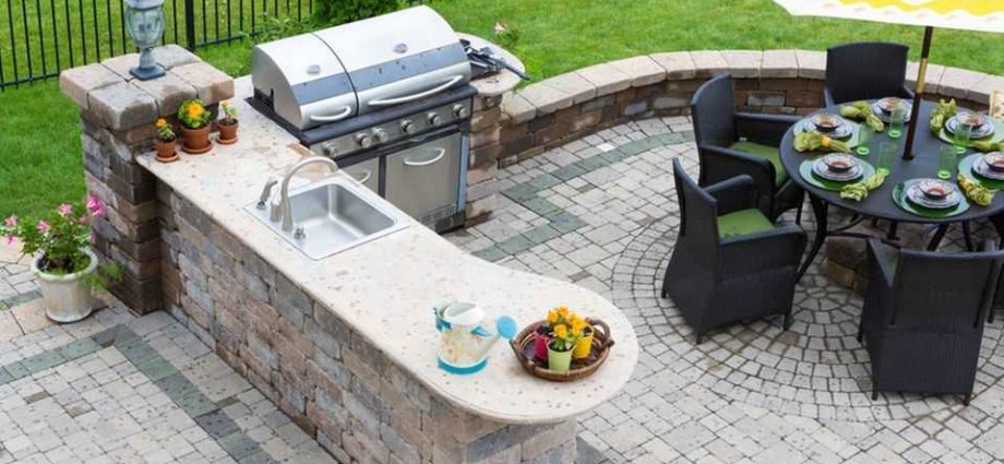 Barbecue area: projects of barbecue complexes for relaxing in the garden, design options + photos of the best options in 2022