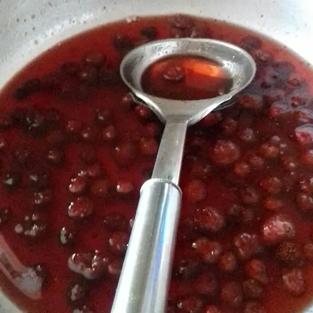 Barberry jam: recipes