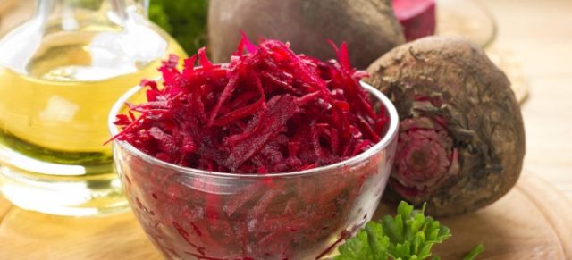 Beet marinade for the winter: delicious recipes