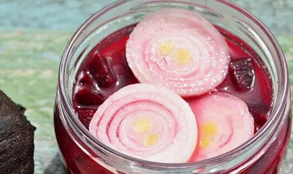 Beets for the winter: simple homemade recipes for pickled, salted, pickled beetroots in jars