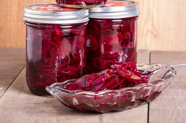 Beets for the winter: simple homemade recipes for pickled, salted, pickled beetroots in jars