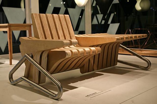 Bench-transformer with a canopy: the most successful model, drawings and photos