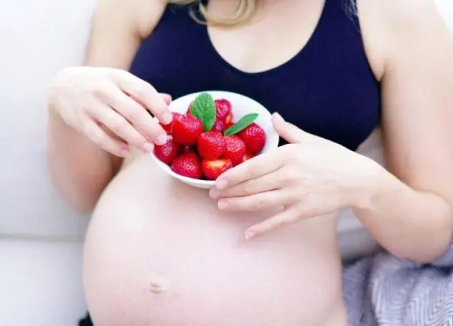 Benefits of strawberries for pregnant women