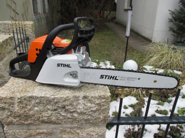 Best Power Saw 2022: A Review of the 10 Most Reliable Electric Saws for Professional and Home Use