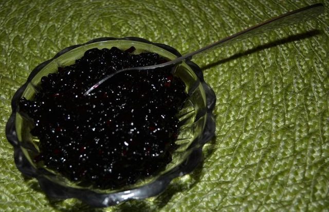Black and red elderberry jam