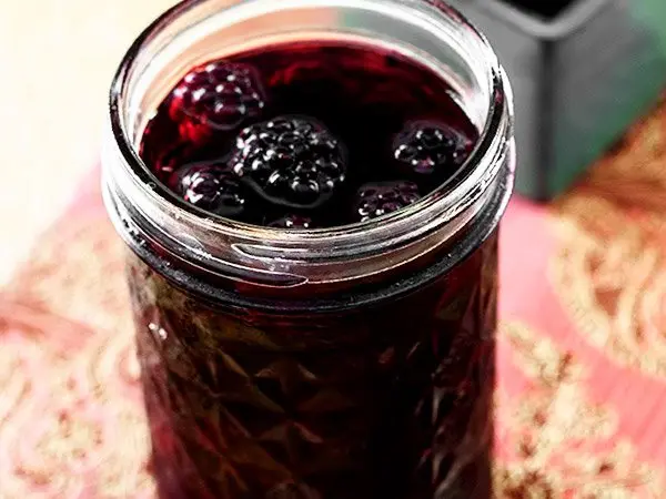 Black raspberry jam: recipes for the winter