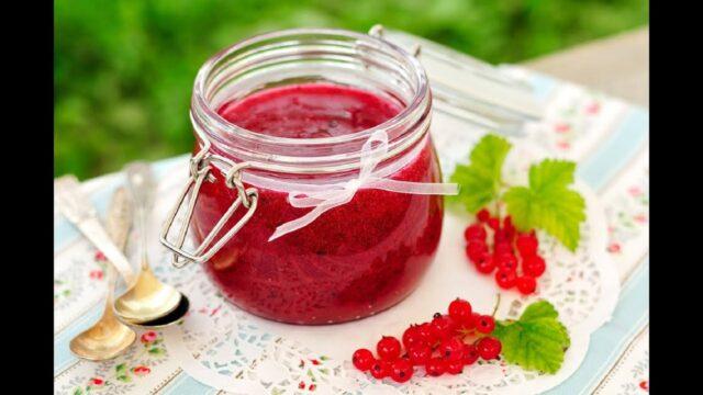 Black, red currant paste: recipes, photos