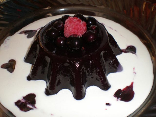 Blackberry jelly