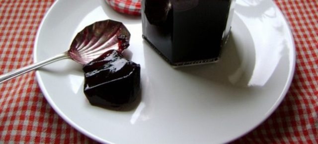 Blackberry jelly