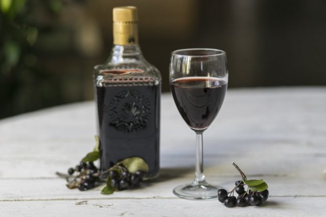 Blackberry liqueur