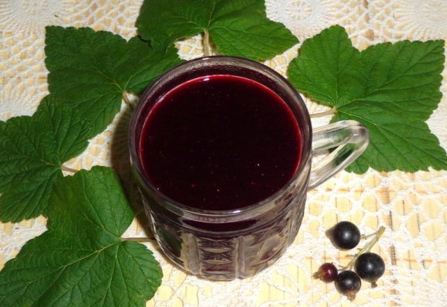 Blackcurrant juice: recipes for the winter