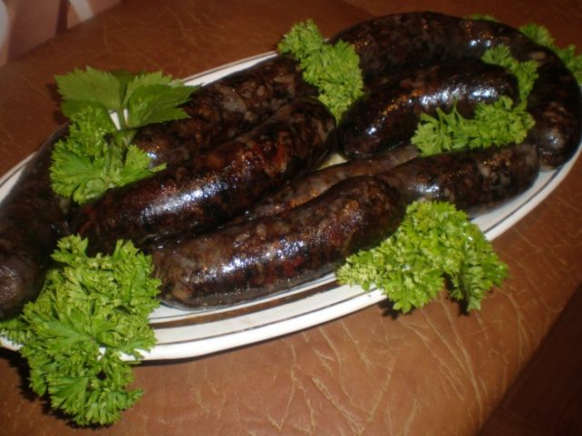 Blood sausage with buckwheat: calories, benefits and harms