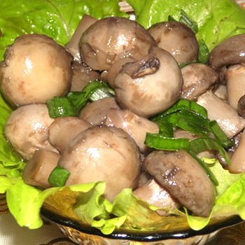 Boiled champignons: recipes for mushroom dishes