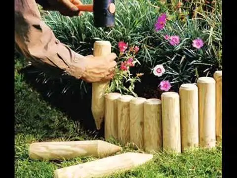 Borders for flower beds: types of materials, manufacturing methods