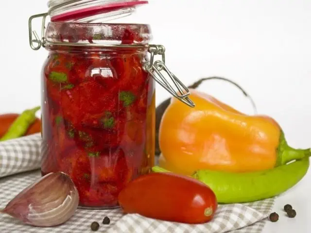 Borsch dressing for the winter without beets