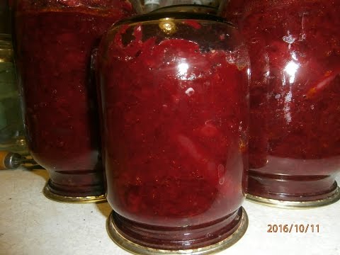 Borsch for the winter with tomato paste