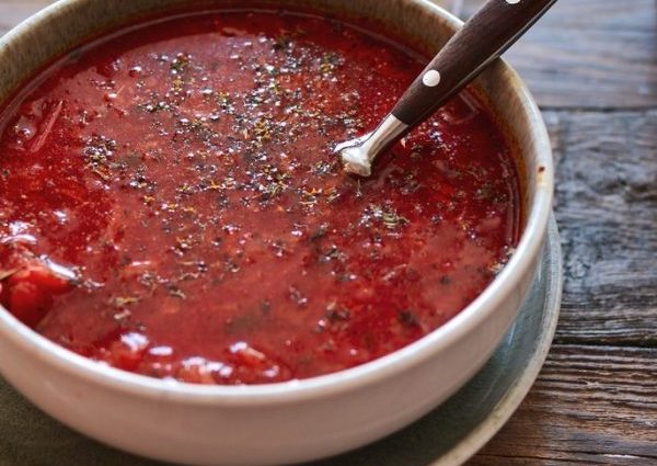 Borsch for the winter with tomato paste