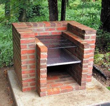 Brick brazier: a step-by-step guide to building a street barbecue + photos of the best options for brick ovens