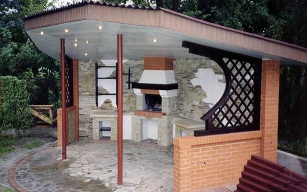 Brick gazebo with barbecue: project + drawings 