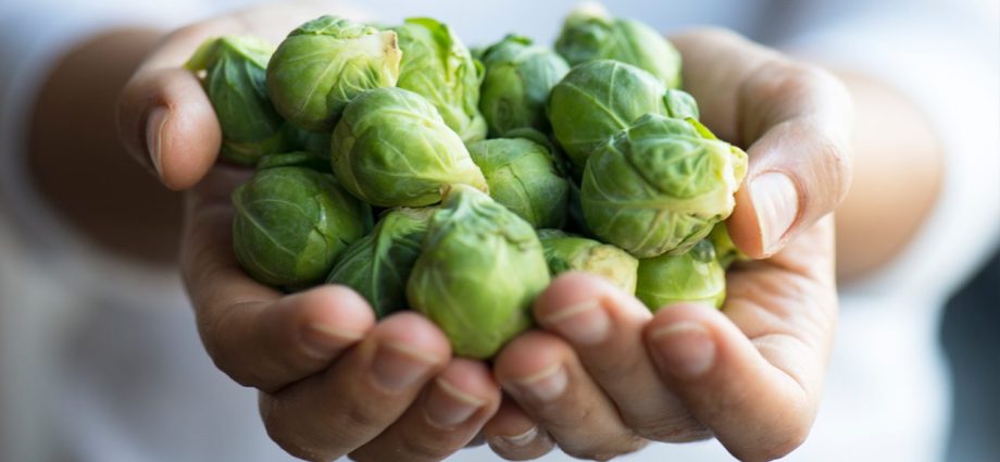 Broccoli and Brussels sprouts will help fight cancer