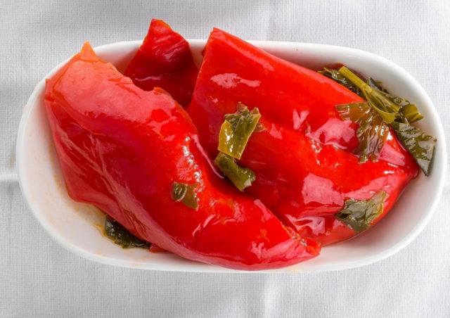 Bulgarian pepper for the winter in Armenian: step-by-step cooking recipes with photos, videos