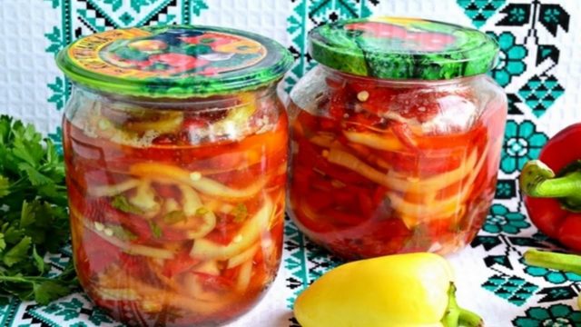 Bulgarian pepper in oil for the winter: delicious canning and pickling recipes with photos