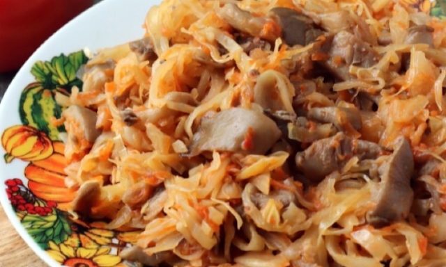 Cabbage stewed with oyster mushrooms: step by step cooking recipes