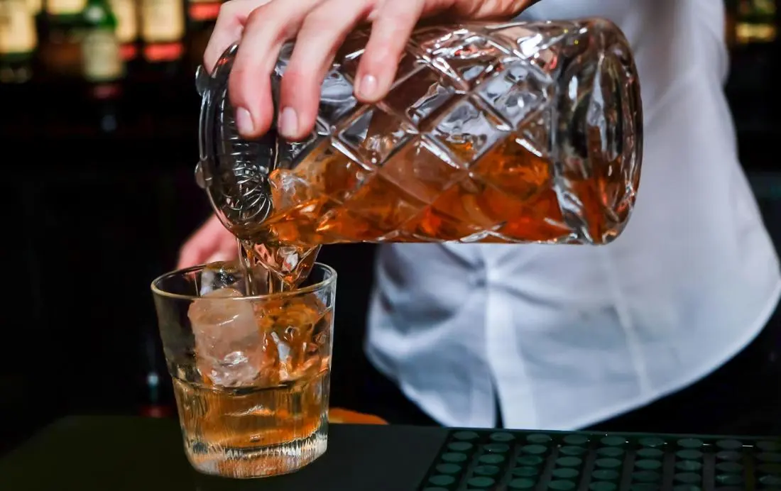 Can alcohol cause diarrhea?