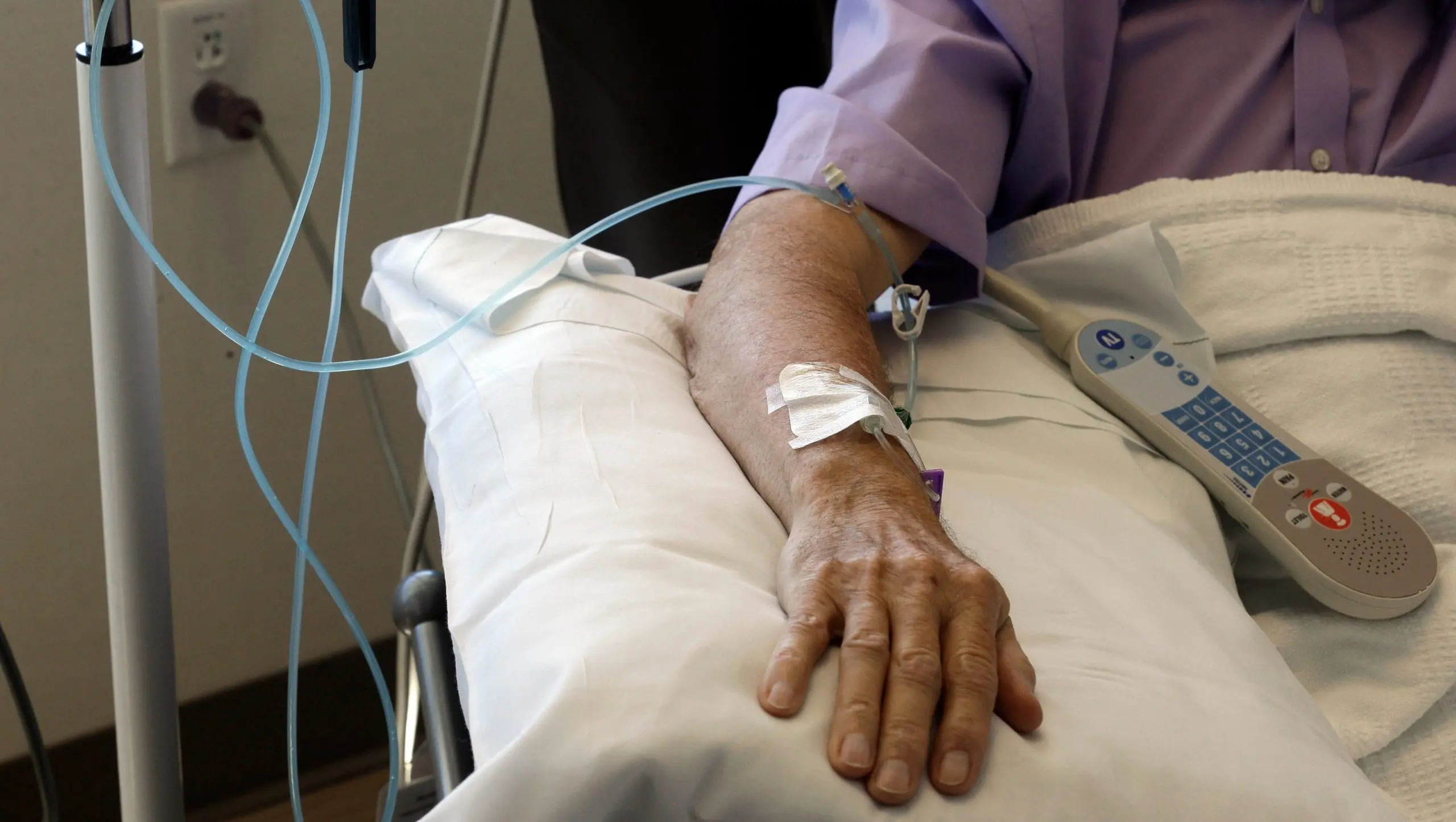 Cancer patients die earlier than married men