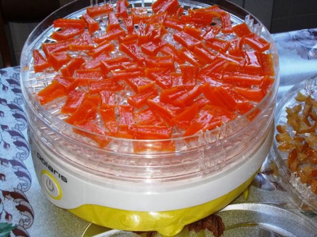 Candied papaya