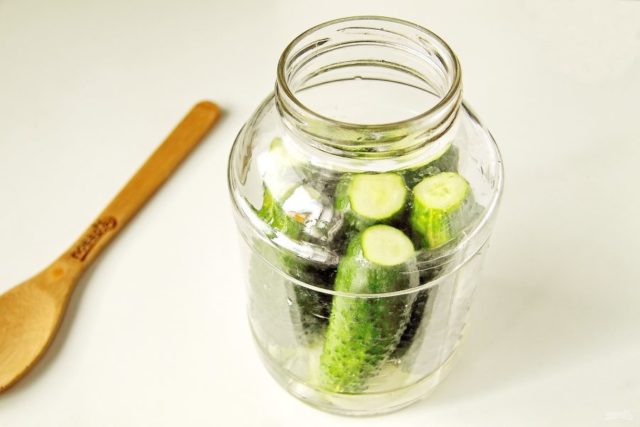 Canned cucumbers Bulgaria is resting: salting recipes for the winter