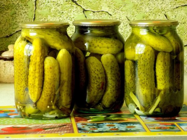 Canning cucumbers with citric acid for the winter in liter jars