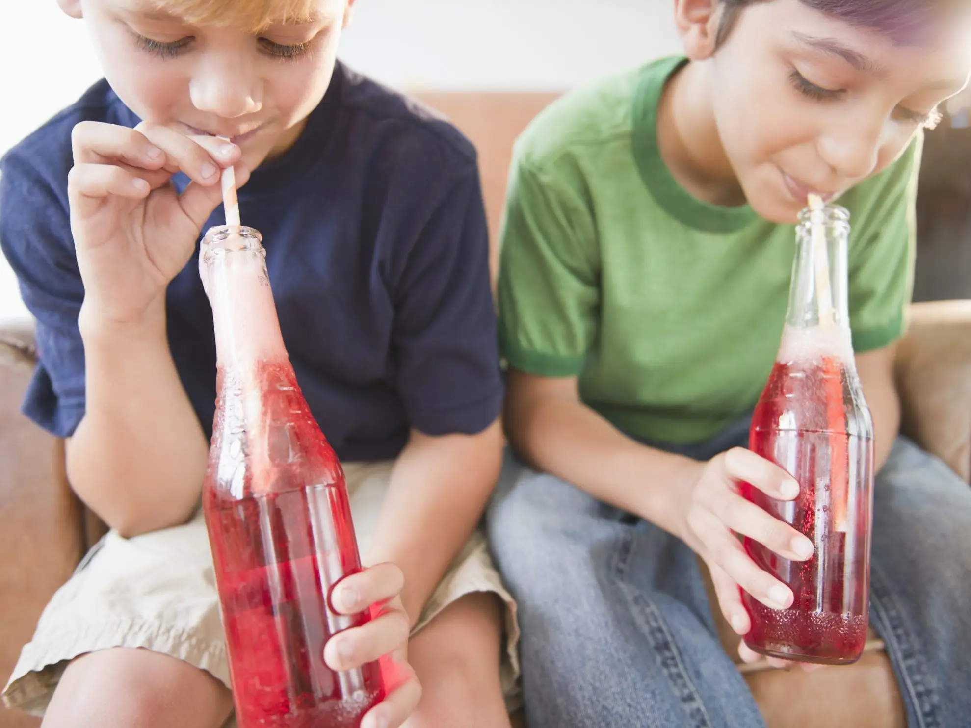 Carbonated drinks containing caffeine harm children