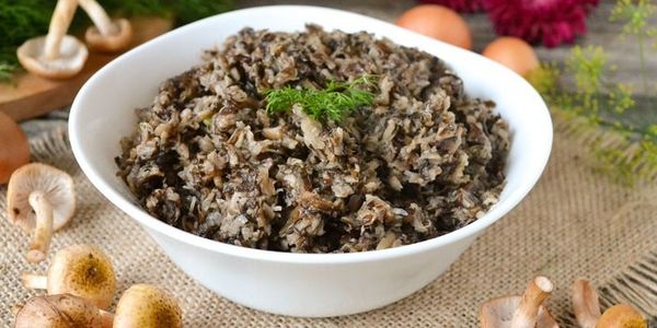 Caviar from mushrooms for the winter: simple step-by-step recipes with carrots, garlic, onions and tomatoes + photo