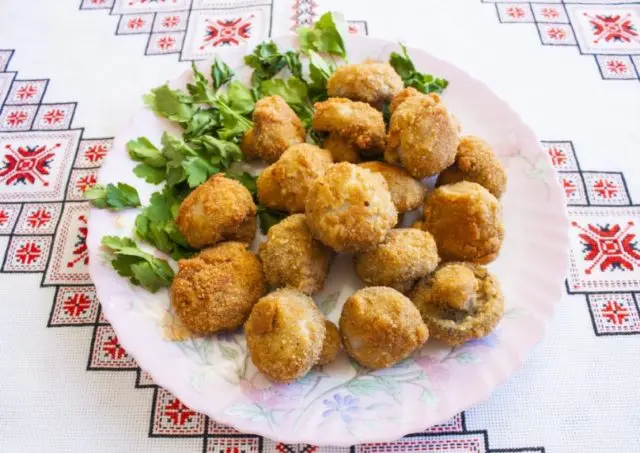 Champignon mushrooms in batter: how to cook in a pan and deep-fried, recipes with photos