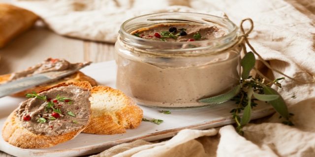 Champignon pate: recipes with photos