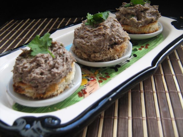 Champignon pate: recipes with photos