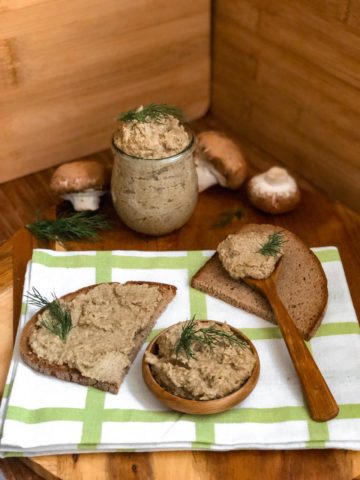 Champignon pate: recipes with photos