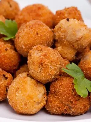 Champignons in batter: popular recipes