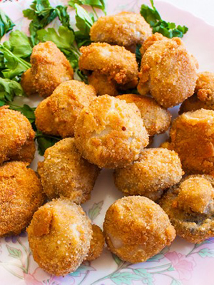 Champignons in batter: popular recipes