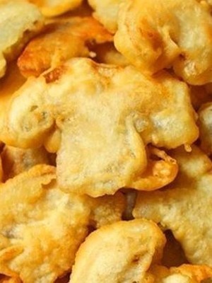 Champignons in batter: popular recipes