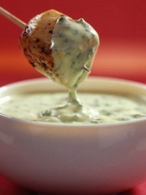 Cheese sauce with mushrooms