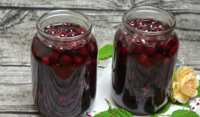 Cherries in syrup for the winter: without sterilization, for cake, pitted and with pits