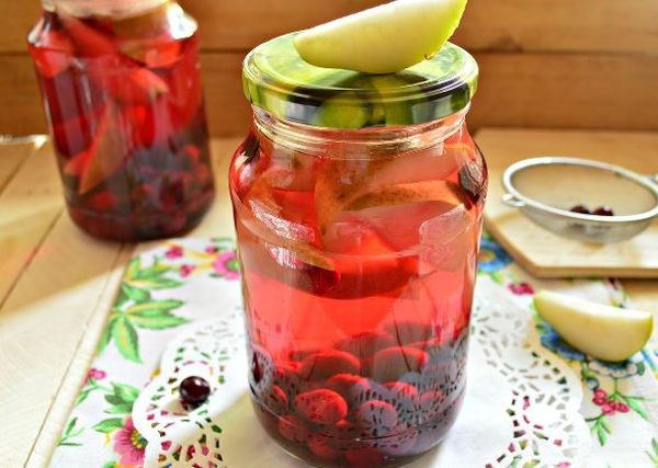 Cherry compote: how to cook from frozen and fresh berries, recipes for cooking in a saucepan, preservation of a cherry drink