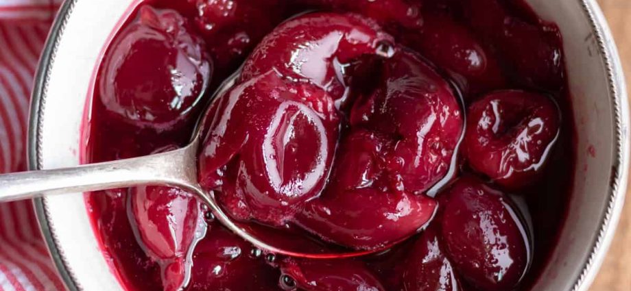 Cherry compote: how to cook from frozen and fresh berries, recipes for cooking in a saucepan, preservation of a cherry drink