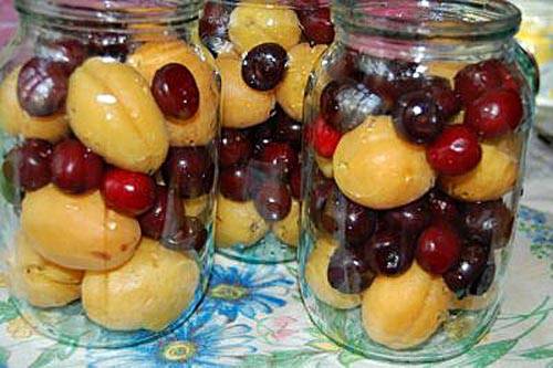 Cherry compote: recipes for the winter in jars