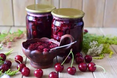 Cherry compote: recipes for the winter in jars