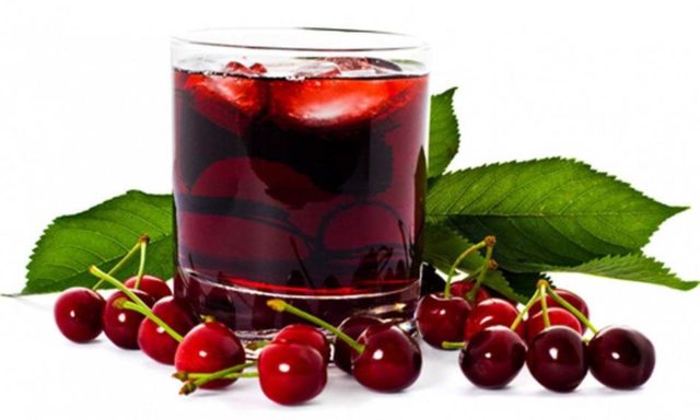 Cherry Griot Moscow: characteristics and description of the variety, pollinators, photo in bloom