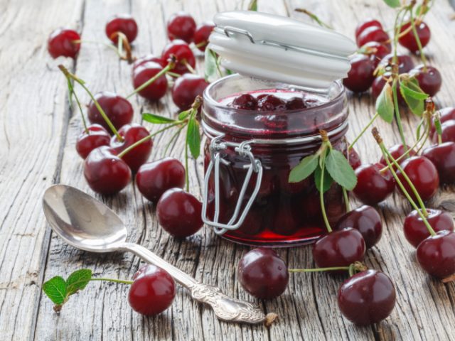 Cherry jam for the winter with a bone: recipes for cooking from fresh and frozen berries, benefits and harms