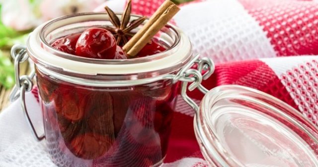 Cherry jam for the winter with a bone: recipes for cooking from fresh and frozen berries, benefits and harms